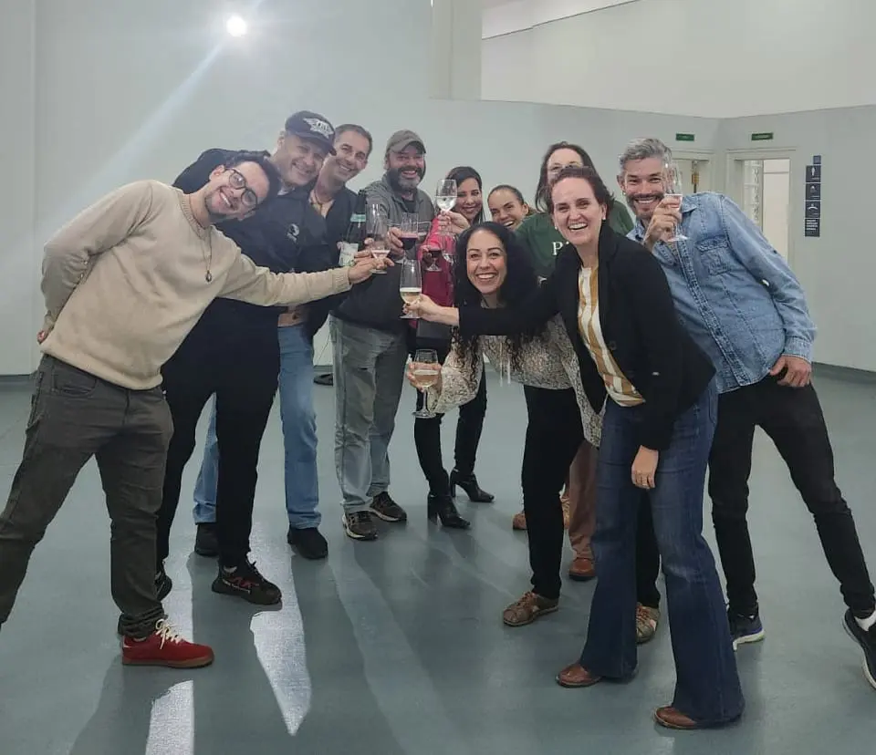 Cia Naativa celebra sucesso e anuncia profissionalização do grupo