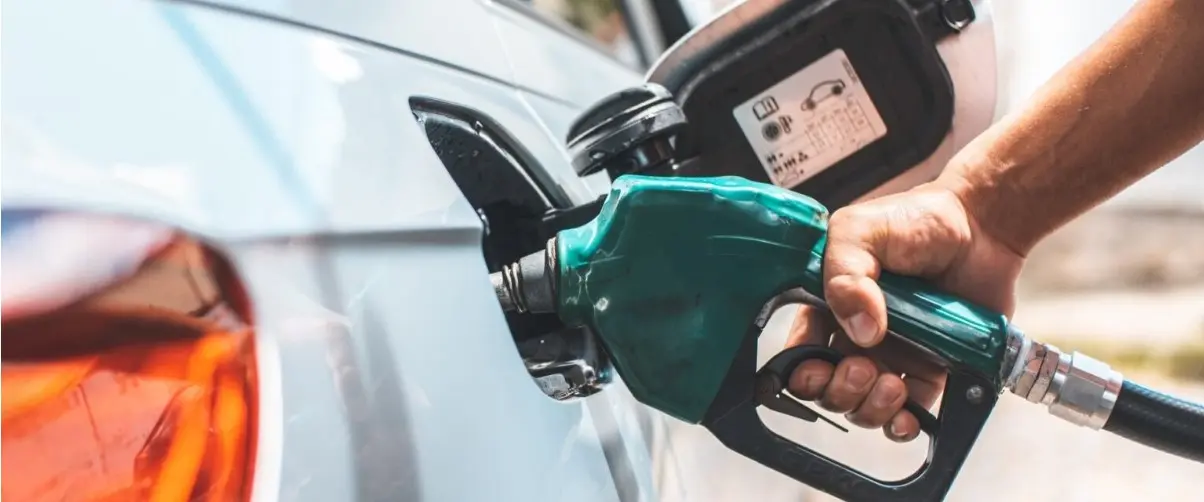 Procon aponta queda de preços nos combustíveis em Poços
