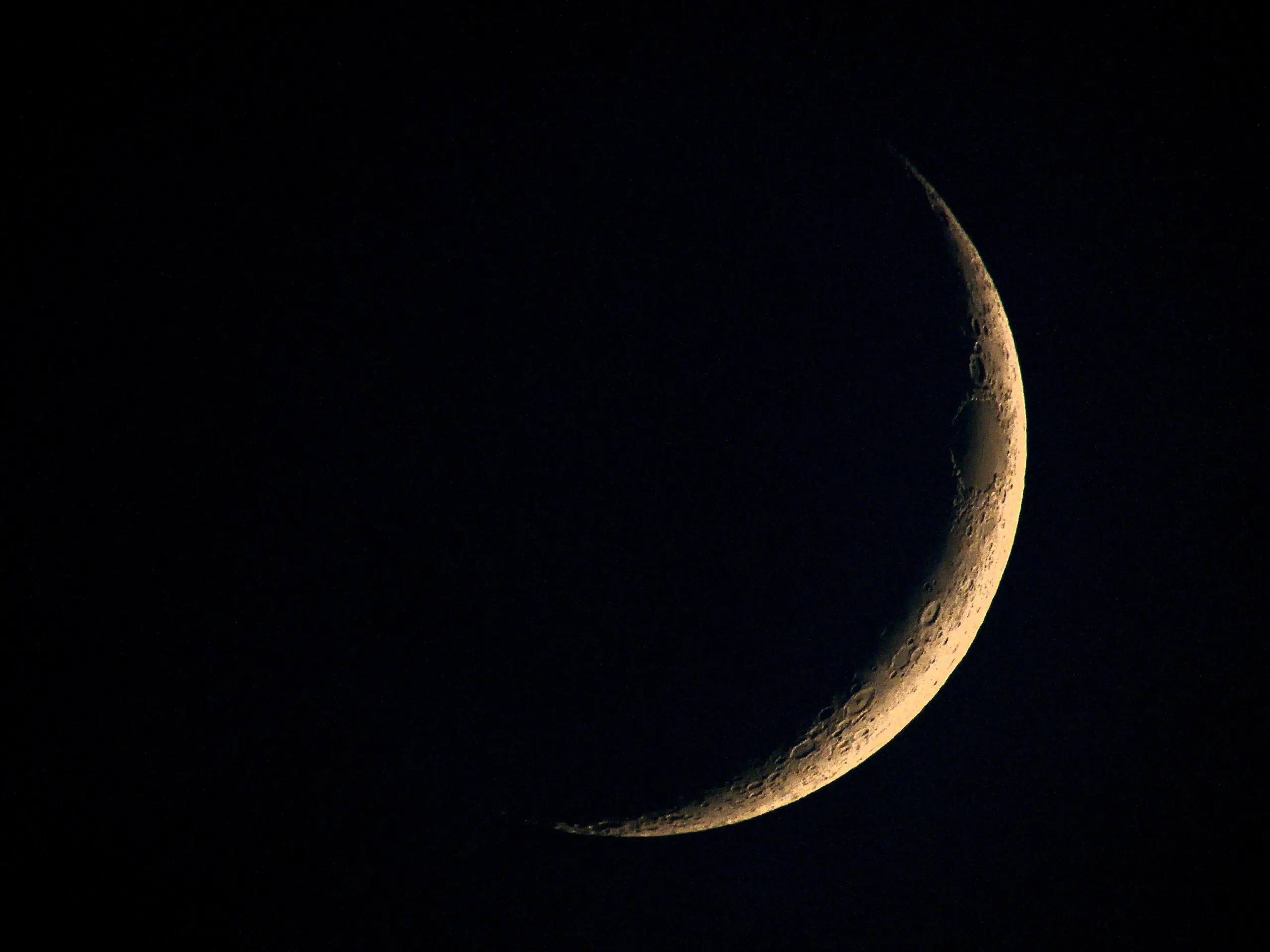 Lua negra: fenômeno astronômico raro desperta curiosidade e presságios