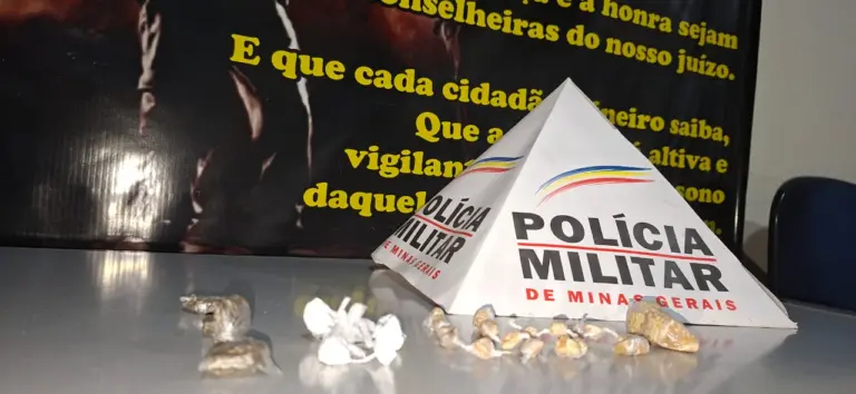 Jovem é preso com crack, maconha e cocaína no Jardim Esperança
