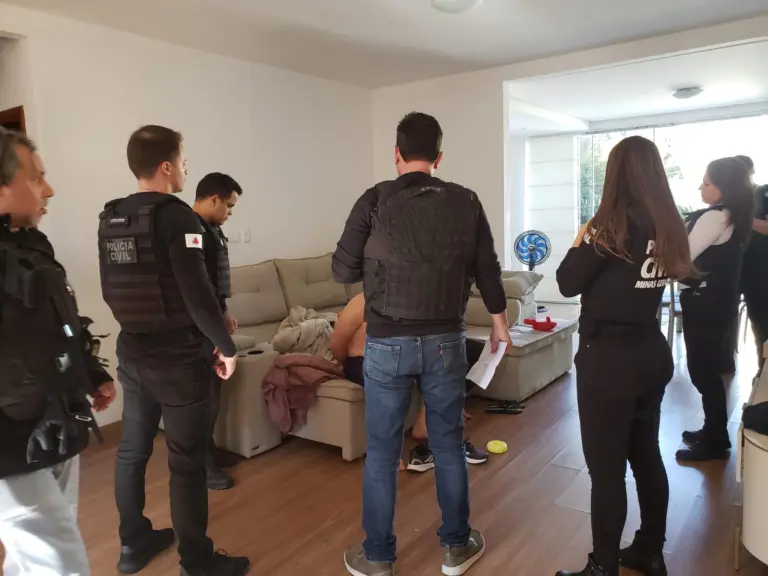 Foragido da Paraíba é preso em Poços; empresário tem três lojas na cidade e é suspeito de mandar matar sócio