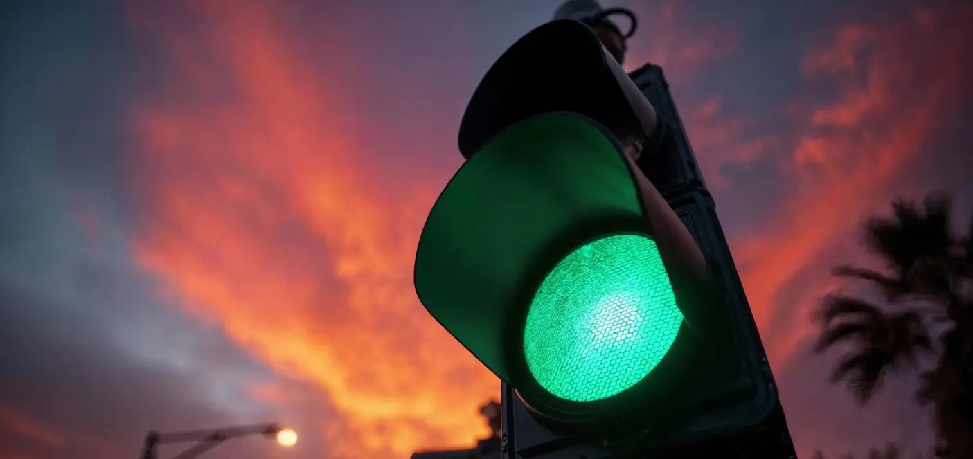 Mudar horário de intermitência dos semáforos poderia elevar acidentes, diz secretário