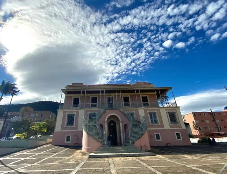 Urânio e zircônio em acervo do museu de Poços mobilizam fiscalização e medidas de segurança