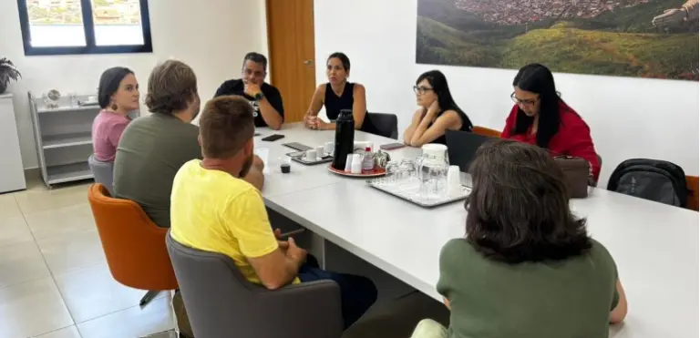 Prefeito garante terreno para “Minha Casa Minha Vida” dos servidores