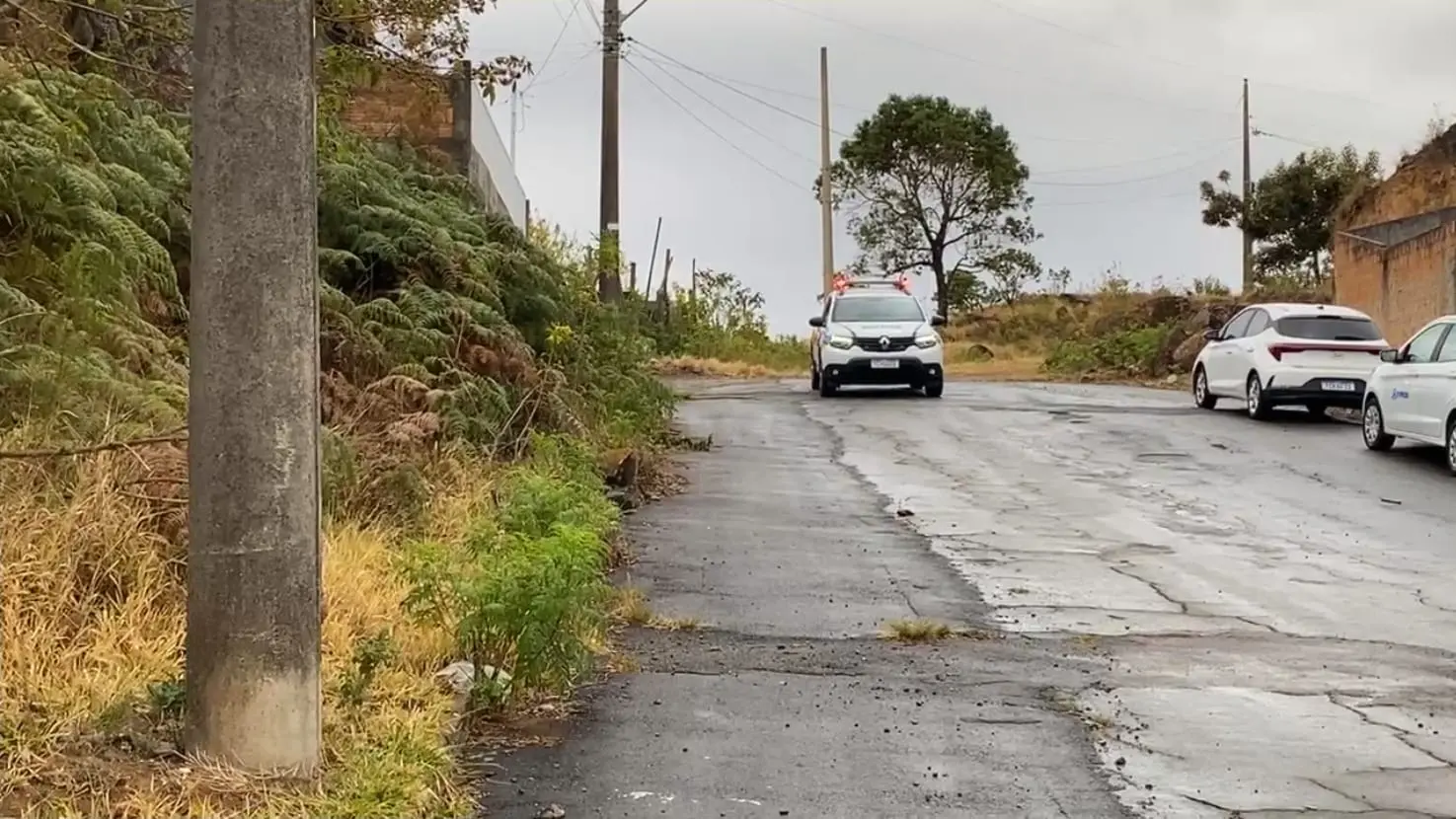 Homem é encontrado com o corpo queimado na zona leste de Poços de Caldas