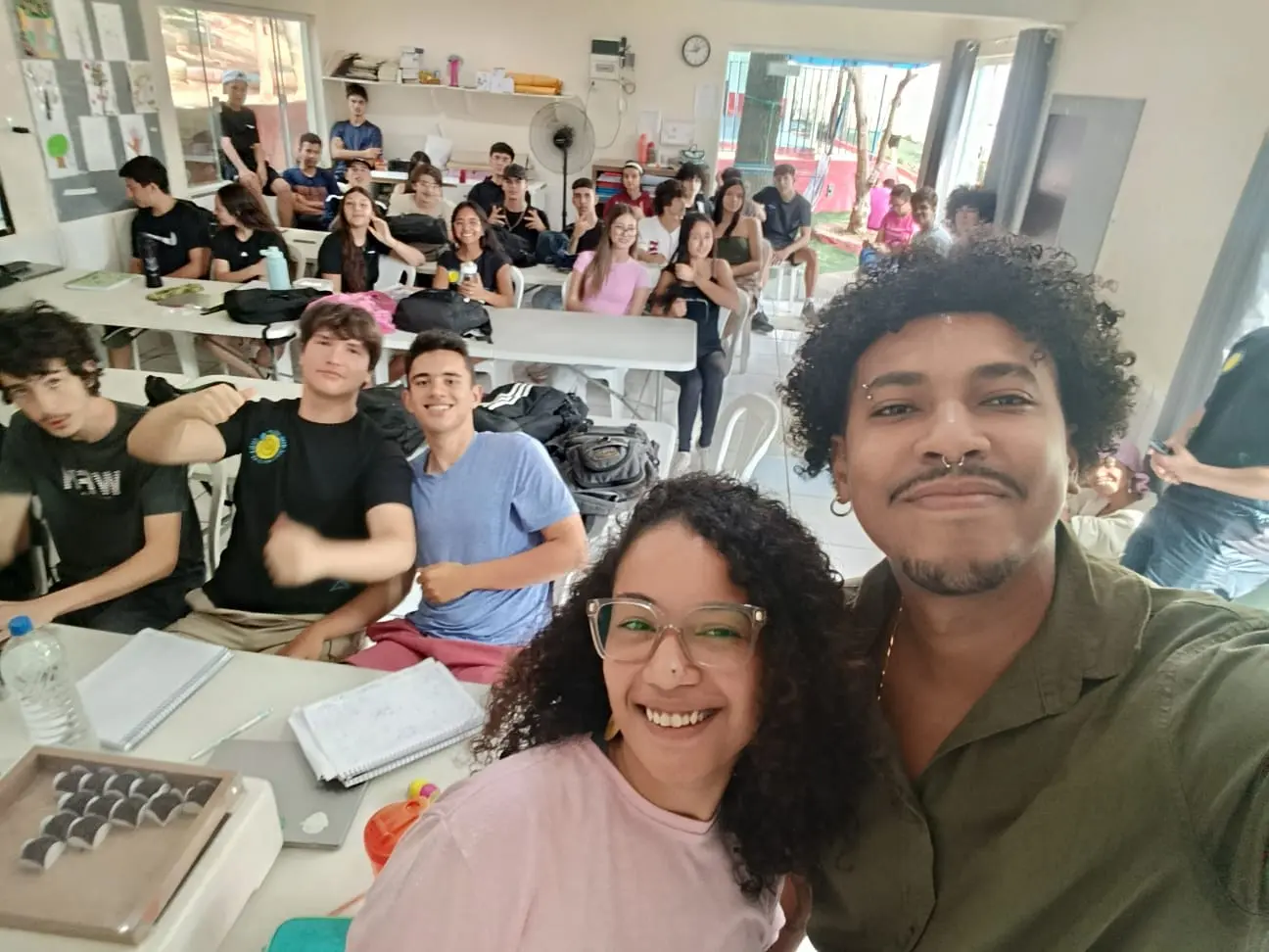 Caravana da Juventude Negra promove debates sobre identidade e igualdade racial em Poços de Caldas