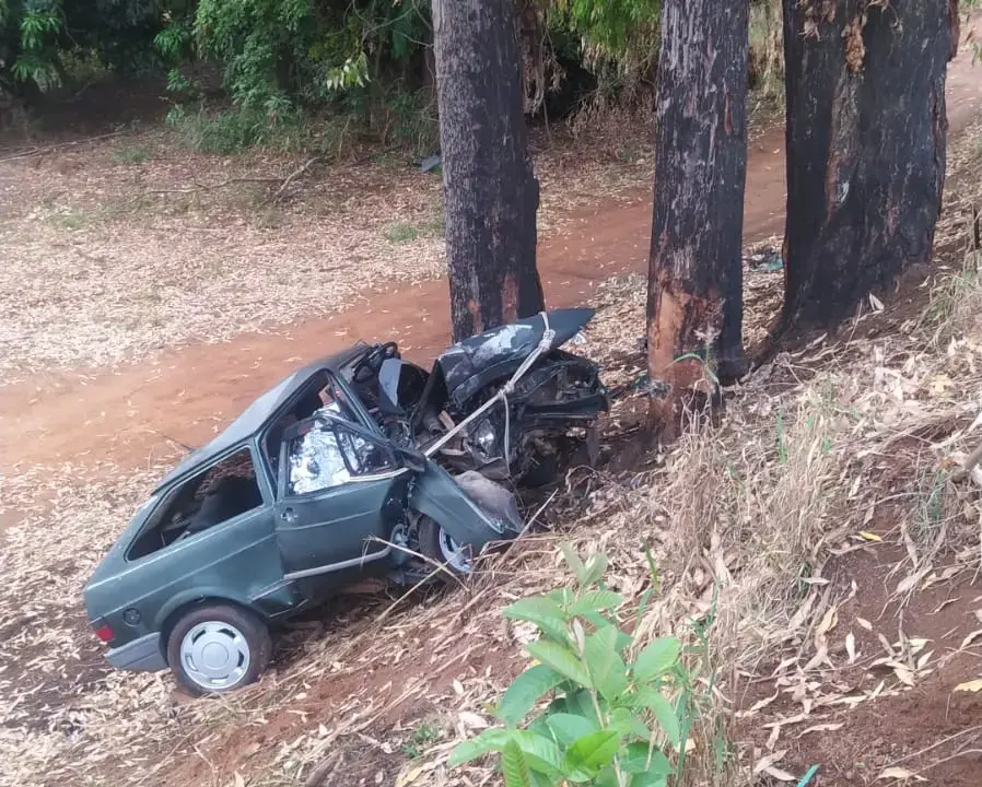 Acidente na MG-179 deixa mãe e bebê de 7 meses mortos e mais quatro feridos