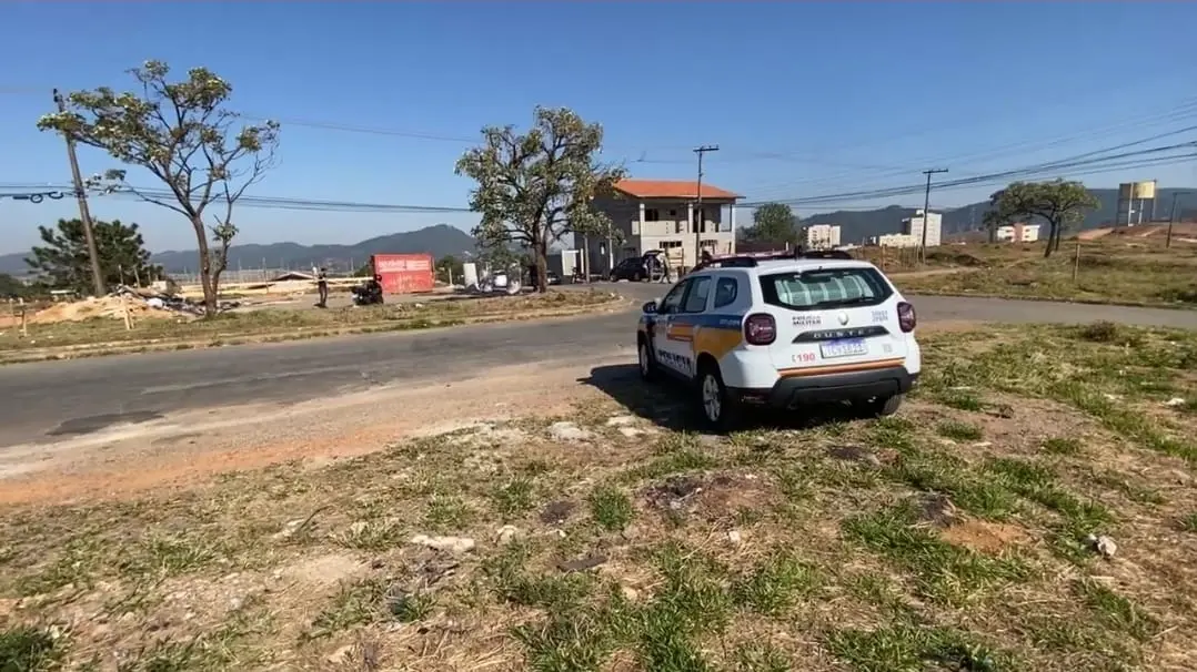 Corpo é encontrado próximo a motocicleta na zona oeste de Poços de Caldas