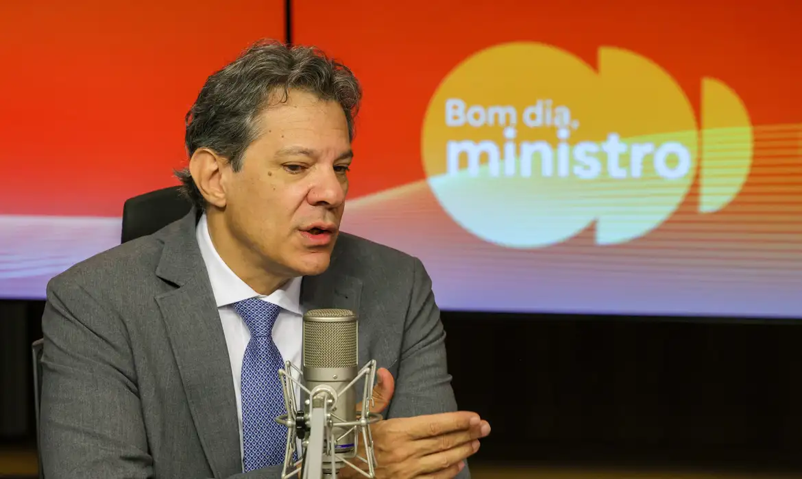 Estudo do governo avalia tarifa zero no transporte público, diz ministro