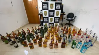 Polícia apreende bebidas falsificadas no sul de Minas