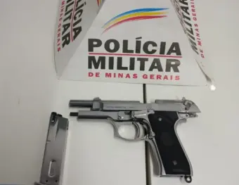 Suspeito é preso com réplica de arma após ameaçar ex-companheira