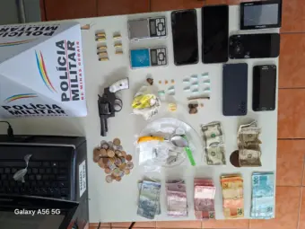 PM prende jovem com arma, drogas e dólares no Cohab