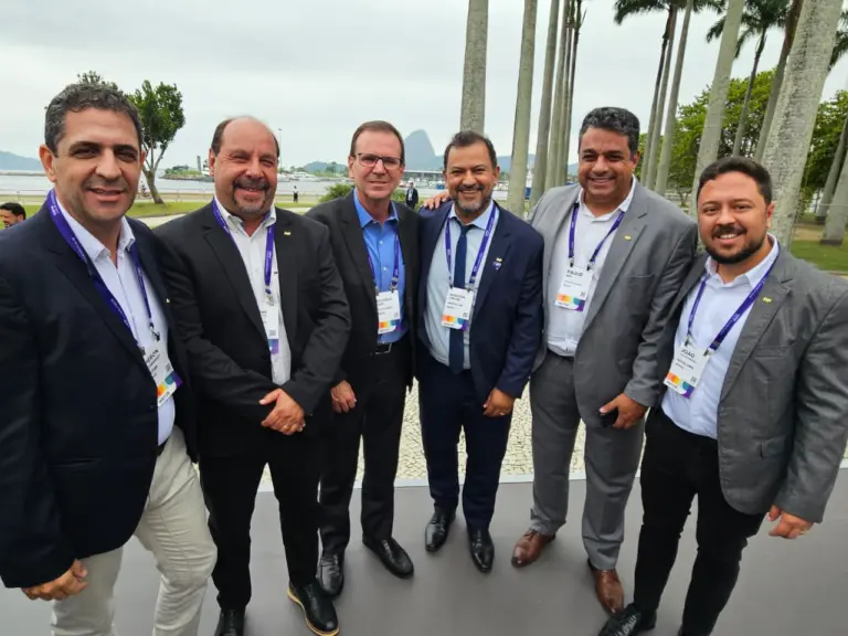 Poços de Caldas participa de cúpula mundial de prefeitos no Rio de Janeiro