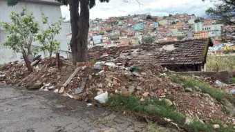 Prefeitura reforça ações em imóvel abandonado na avenida Sete de Setembro