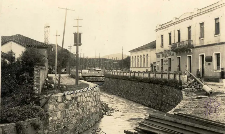 Poços de Caldas: águas, vales e o início de uma cidade termal
