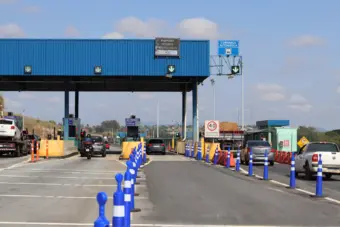 Concessionária instala cabines de autoatendimento em todas as praças de pedágio da região