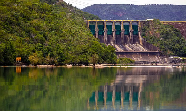 Dezembro terá bandeira amarela nas contas de luz 
