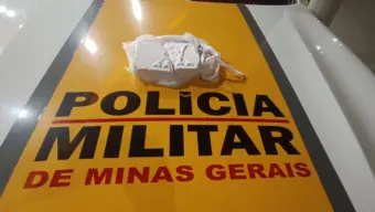 MG | Dupla é presa com R$ 80 mil em cocaína