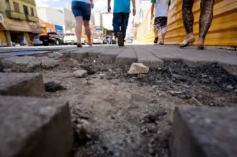 MG | Município deve indenizar pedestre que se machucou em calçada