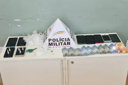 Operação da PM na zona sul resulta na prisão de quatro suspeitos e apreensão de cocaína e crack