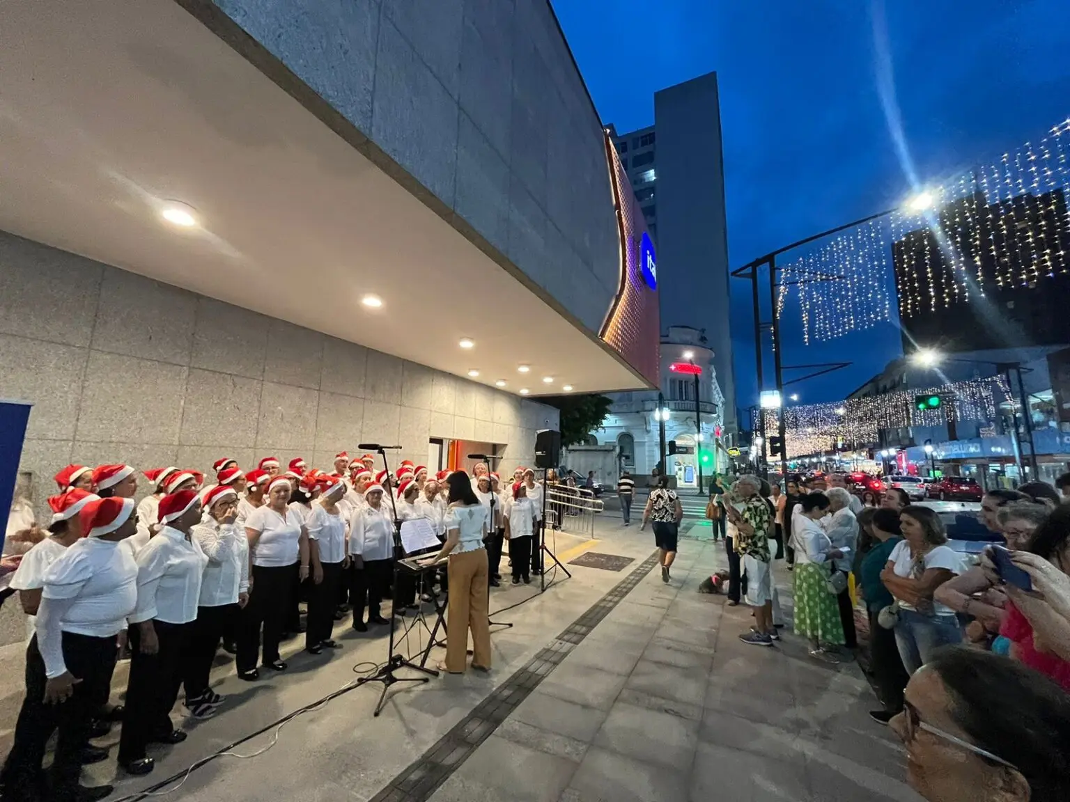Poços de Caldas abre temporada de Corais de Natal; confira a programação