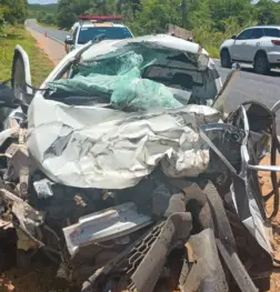 Mãe e filha morrem em acidente no sul de Minas