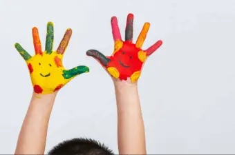 Prefeitura sanciona lei do vale-creche para crianças em situação de vulnerabilidade